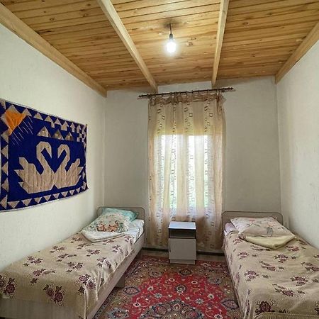 Guest House Guljan Bokonbayevo ภายนอก รูปภาพ