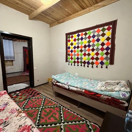 Guest House Guljan Bokonbayevo ภายนอก รูปภาพ