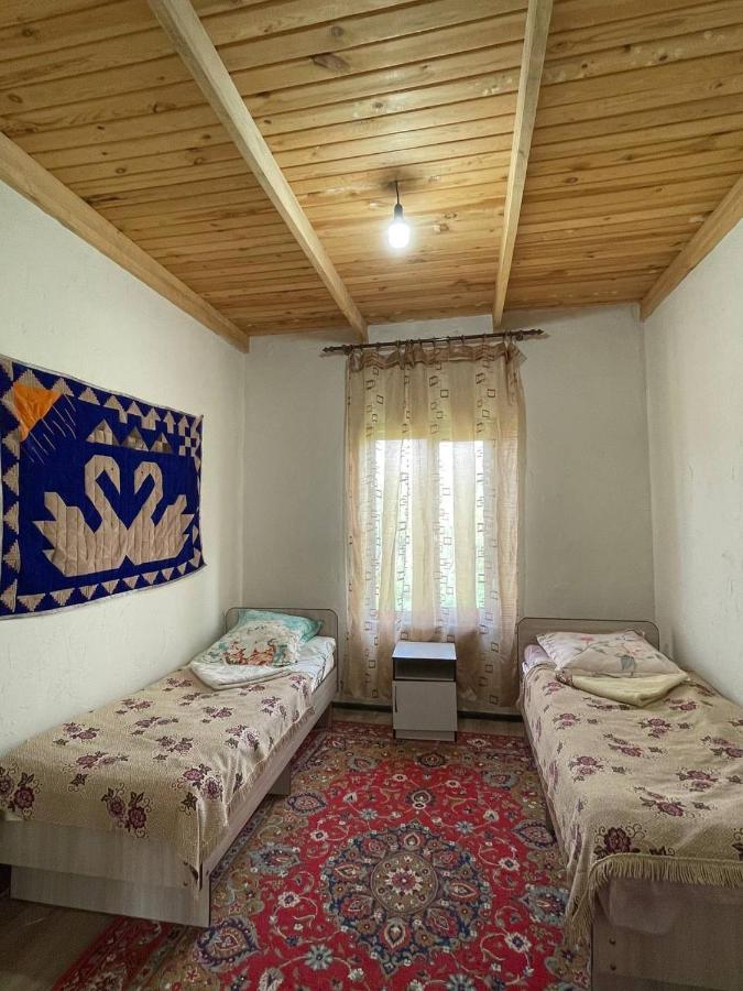 Guest House Guljan Bokonbayevo ภายนอก รูปภาพ