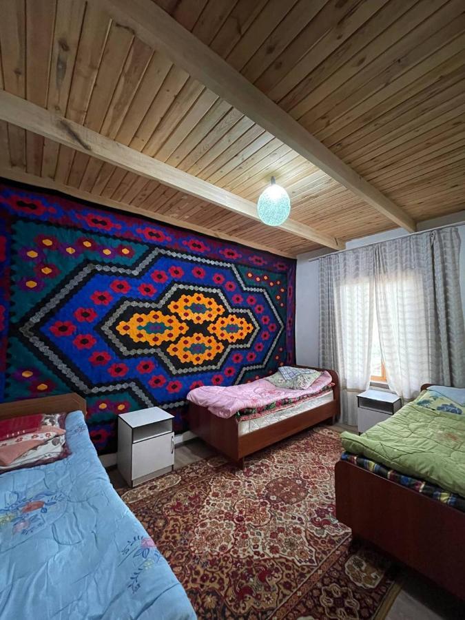 Guest House Guljan Bokonbayevo ภายนอก รูปภาพ