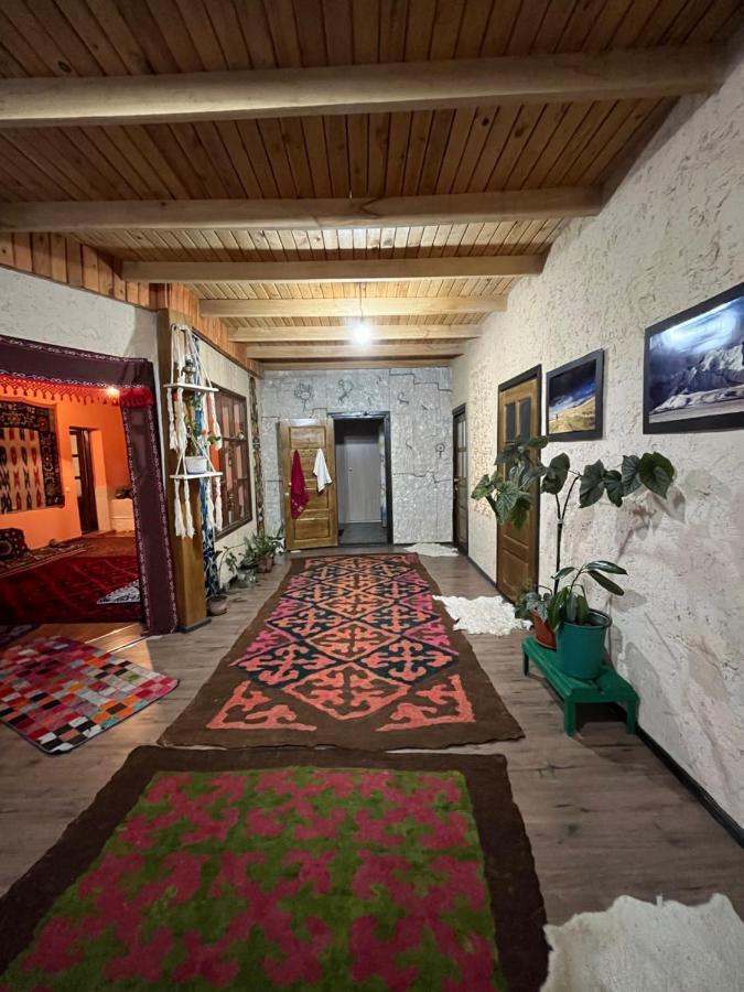 Guest House Guljan Bokonbayevo ภายนอก รูปภาพ