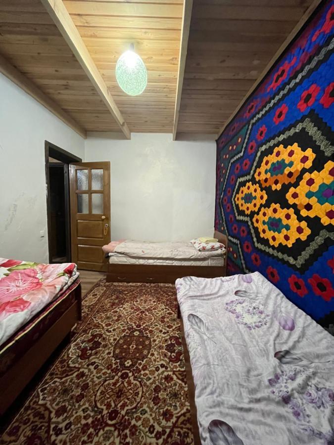 Guest House Guljan Bokonbayevo ภายนอก รูปภาพ