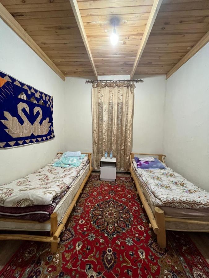 Guest House Guljan Bokonbayevo ภายนอก รูปภาพ