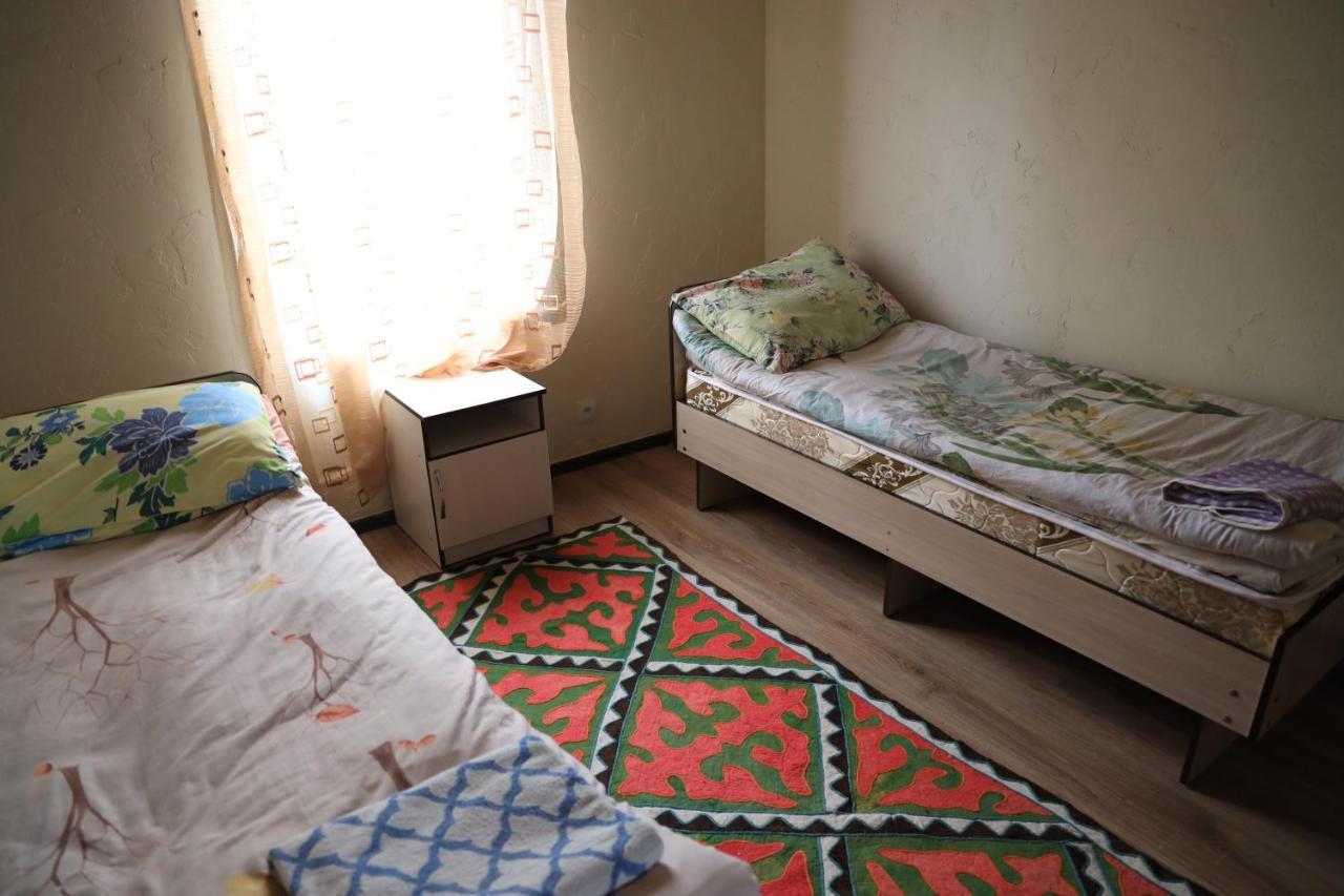 Guest House Guljan Bokonbayevo ภายนอก รูปภาพ